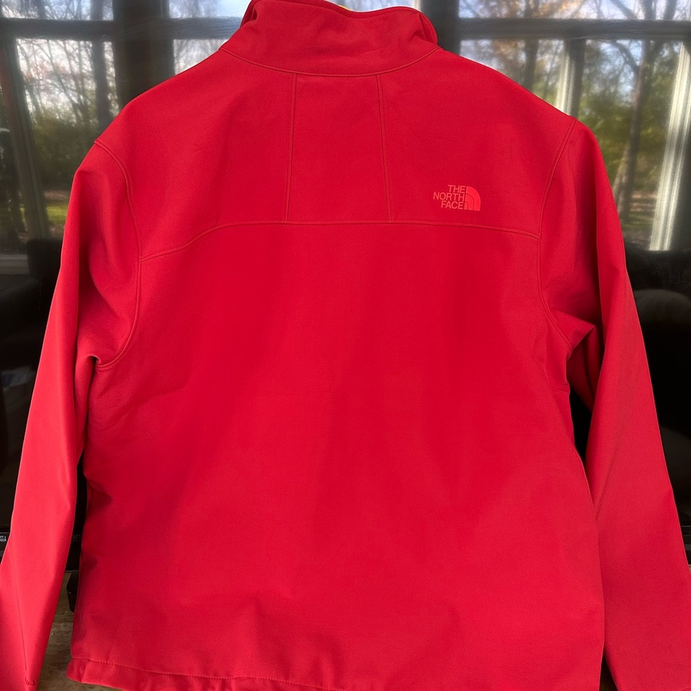 Men’s North Face Apex Jacket. XL